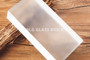 BLG-76 폴리시 트랜스루선트 화이트 유리벽돌