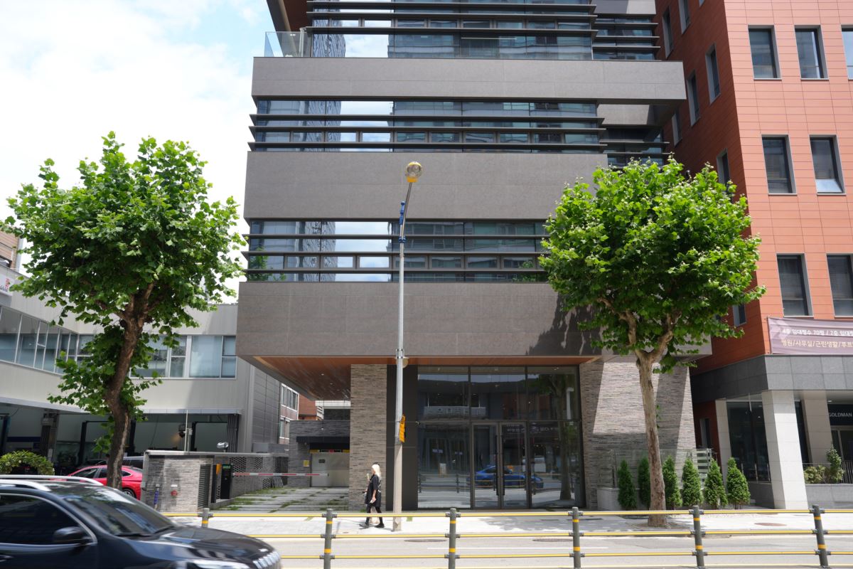 ALMUS Office Building - Seocho-dong